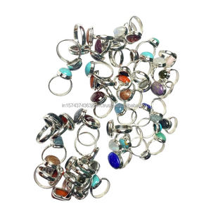 แหวนเงินแท้ 925 ประดับพลอยทรงคลาสสิก งานแฮนด์เมด ขายส่งจากโรงงานโดยตรง เหมาะสำหรับงานแต่งงานของผู้หญิง - Product Image 4