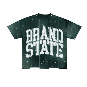 Camiseta personalizada con bordado de pedrería efecto desgastado por el sol, 100% algodón, diseño streetwear, estilo moderno, unisex. - Product Image 3