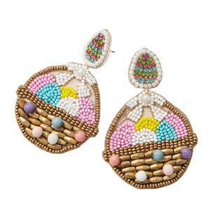 Boucles d'oreilles à fleurs perlées au design floral complexe fait à la main bijoux de déclaration légers pour la mode de tous les jours du printemps et de l'été - Product Image 3