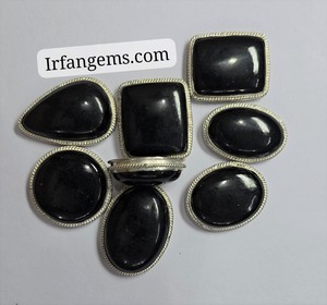 จี้ทัวร์มาลีนสีดำคุณภาพสูง 100% จากธรรมชาติ แบบร่อง ราคาขายส่ง จำนวนมาก จี้ทัวร์มาลีนสีดำทองเหลือง คริสตัลจำนวนมาก - Product Image 4