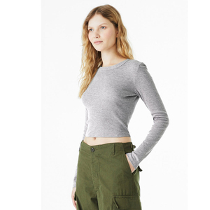 Sudadera corta de algodón para mujer, manga larga, informal, suave, de felpa, para uso casual. - Product Image 6