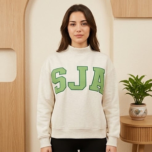 Damen Roter Rollkragenpullover mit Grünem SJA Buchstabendruck Maßgefertigtes Griechisches Campus-Sweatshirt Maßgefertigte Griechische Event-Bekleidung - Product Image 4