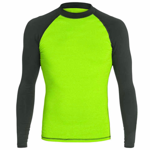 ชุดว่ายน้ำผู้ชายแบบ Rash Guard ลดราคาพิเศษ น้ำหนักเบา คุณภาพสูง สวมใส่สบาย ระบายอากาศได้ดี ผลิตจากผ้า Spandex/Nylon แขนยาว แห้งเร็ว - Product Image 1
