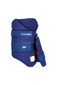 Protector de Muslos ZAP Blaze Super Combo para Jugadores Adultos, Protección Doble Premium, Almohadillas Internas y Externas Ligeras, Duraderas y Transpirables para Cricket - Product Image 4