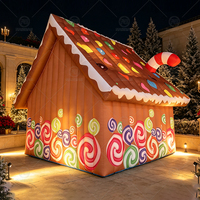 Cabane de Noël extérieure multicolore en forme de maison de pain d'épices, idéale pour événements, location d'entreprise, décoration de jardin et pelouse en hiver