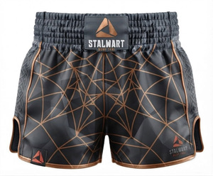 กางเกงมวยไทย Stalwart ลายวัดสีแดงเลือดหมู ผลิตจากโพลีเอสเตอร์ทนทาน เป็นมิตรกับสิ่งแวดล้อม แห้งเร็ว ปรับแต่งได้ เหมาะสำหรับทุกฤดูกาล สำหรับศิลปะการต่อสู้ - Product Image 3