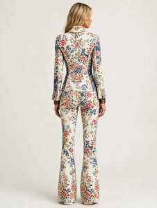 Ensemble de survêtement 2 pièces pour femme à motif floral, haut à manches longues avec demi-zip et leggings évasés - Product Image 4
