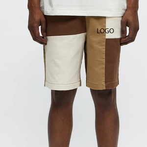 Shorts élégants pour hommes avec design color block, fermeture à cordon réglable, coupe confortable et décontractée, design à prix abordable - Product Image 1