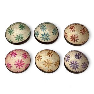 ชามเปลือกมะพร้าวตกแต่งลายดอกไม้ งานฝีมือรักษ์โลก เหมาะสำหรับใส่ไอศกรีม - Product Image 1