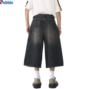 กางเกงยีนส์ขาสั้นผู้ชายทรงตรงปานกลาง ผ้าถักเนื้อนุ่ม ระบายอากาศได้ดี ผ้าฝ้าย 3/4  ยีนส์ฟอกสีกลาง คุณภาพสูง สไตล์สตรีทแวร์สำหรับฤดูร้อน - Product Image 5