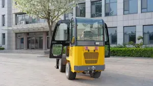 800kg Khả năng chịu tải nhỏ gọn loader Thiết kế Châu Âu 4 WD CE chứng nhận Kubota Euro 5 động cơ mini có khớp nối loader