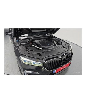 BMW Serie 7 740Li XDrive M Sport 2022, 69,139 km, Caja de Cambios Automática, Asientos de Cuero, Volante a la Izquierda - Product Image 6