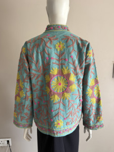 Veste en velours brodée de fleurs, col mandarin, manches longues, manteau pour femme, style bohème chic vintage fait main - Product Image 3