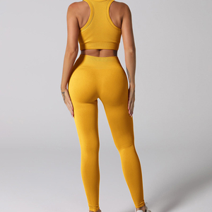 Ensemble de yoga deux pièces taille haute uni pour femme, soutien-gorge de sport compressif et leggings respirants à l'avant, vêtements de fitness pour l'entraînement, vente en gros - Product Image 2