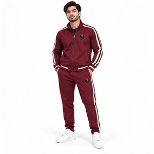 Conjunto Deportivo Premium para Hombre, Dos Piezas, Chaqueta y Pantalones, Diseño Cómodo y Transpirable, Ideal para OEM - Product Image 4