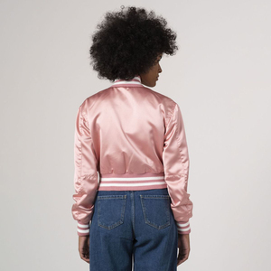 Chaqueta Corta de Satén Rosa Claro para Mujer, con Botones a Presión Blancos y Cuello Acanalado a Rayas, Chaqueta Exterior al por Mayor OEM Premium - Product Image 6