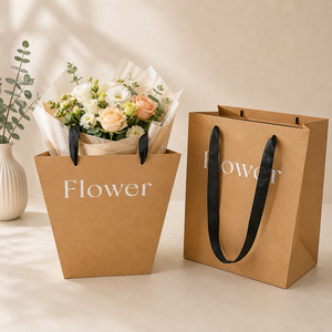 Sac cadeau en papier ivoire biodégradable Flower Studio EcoRev avec poignées en ruban, côtés à soufflets de luxe, pour fleurs, artisanat, réutilisable - Product Image 4