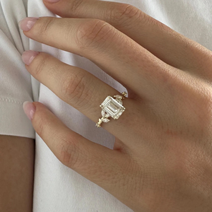Anillo de Compromiso y Boda de Lujo con Diamante Cultivado en Laboratorio de Corte Ovalado de 1.70 Quilates, Oro Amarillo de 14k, Certificado IGI, 3 Gramos, Tendencia IcedJewelz - Product Image 3