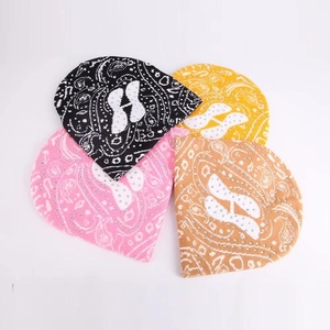 Gorro de Invierno de Punto de Diseño al por Mayor, Cálido, Brillante, con Logotipo Personalizado, Gorro Jacquard Suave con Diseño de Personajes, Unisex, para Viajes, 100% Acrílico - Product Image 6