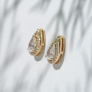 Eco Friendly Lab Grown Diamond Platinum Plated High Purity Oval Cut Fancy Vivid <b>Stud</b> <b>Earrings</b> IGI Certified for Women Wedding - Product Image 3