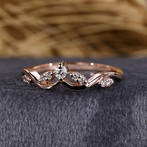 Bague de mariage en diamant de laboratoire Bague incurvée unique en or jaune massif 14K empilable Diadème Bague de fiançailles Bague en diamant pour femme - Product Image 5