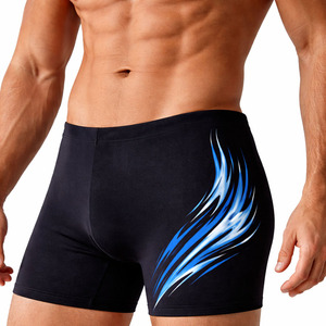 กางเกงว่ายน้ำแบบรัดรูปสำหรับผู้ชาย – ดีไซน์ลายเปลวไฟสีน้ำเงินแบบไดนามิก - Product Image 6