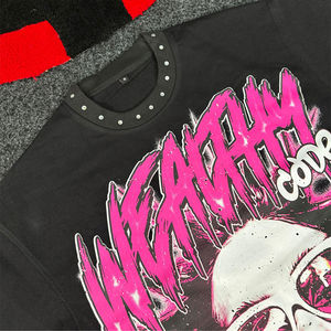 Ensemble 2 pièces personnalisé pour homme : T-shirt et short streetwear graphique oversize imprimé - Product Image 4