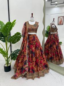ออกแบบพิเศษ Partywear งานแต่งงานคอลเลกชัน Lehenga Choli นาวรตรีสไตล์บอลลีวูด Lehenga Choli สําหรับสตรีอินเดียขายส่ง - Product Image 2
