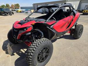 MAVERICK R X 999T DCT 4WD de Alto Rendimiento, 4 Tiempos, Certificado por la EPA y la CEE, UTV Listo para Usar - Product Image 2