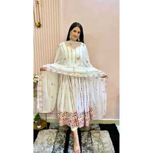 Vestido Anarkali Elegante de Diseño Indio y Pakistaní para Fiestas con Dupatta, Exquisito Estilo Pent - Product Image 5