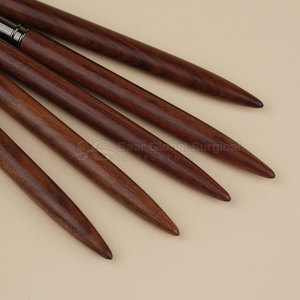 Ensemble de pinceaux pour nail art à détails fins avec virole sertie et pinceaux en nylon de plusieurs tailles pour dessiner des lignes et des motifs - Product Image 6