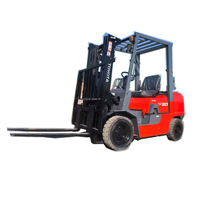 Chariot élévateur diesel Toyota 50 de 3 tonnes d'occasion, moteur, boîte de vitesses, pompe, utilisation industrielle, agricole, équipement de construction - Product Image 4