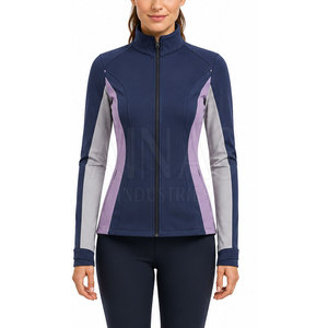 Veste d'équitation pour femmes, haute performance, tissu softshell léger en spandex, protection contre le vent, poches zippées sécurisées - Product Image 3