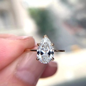 Bague de fiançailles et de promesse en or 14 carats avec diamant de laboratoire taille poire 3 carats, sertie à griffes, certifiée IGI, qualité EVVS2, cadeau pour femme - Product Image 1