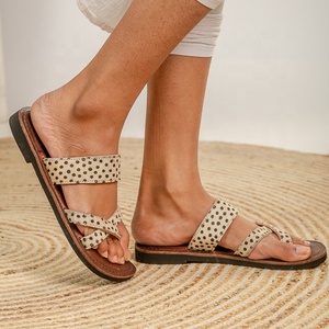 Giày Đi Chân Ngoài Trời Xăng Đan Da Bò Thật Thường Ngày Dép Xỏ Ngón Đế Bằng Da Mới Giày Dép Cho Nữ - Product Image 4