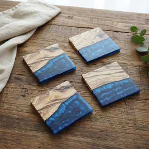 Posavasos Cuadrados Modernos Artísticos de Resina Epoxi y Madera, Juego de Protección para Mesa Hecho a Mano para Decoración del Hogar - Product Image 6