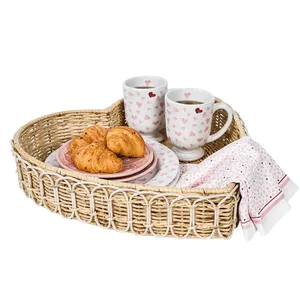 Plateau décoratif vintage en forme de cœur en rotin, fait main, en osier, pour décoration intérieure, panier cadeau, décoration de la Saint-Valentin - Product Image 1