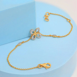 สร้อยข้อมือโซ่ลายดอกจิกสี่แฉกประดับเพชร - Product Image 5