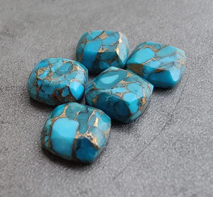 Turquesa azul natural facetada y calibrada con reverso plano – Gema suelta con forma de cojín para la fabricación de joyas - Product Image 5