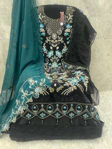 Colección de invierno de estilo pakistaní Premium Shalwar Kameez con parte superior de Georgette ligera Santoon interior y parte inferior Dupatta - Product Image 3