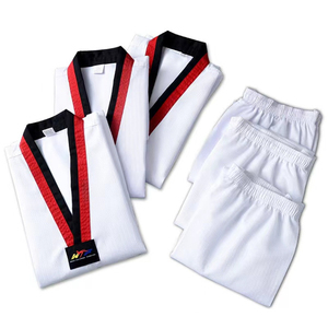 Uniforme Profesional de Taekwondo con Elegante Diseño de Cuello y Ajuste Perfecto - Product Image 1