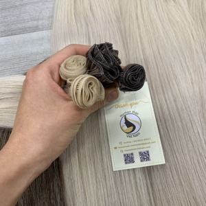 Paquet de trame de cheveux bouclés birmans bruts en platine noir naturel Extensions de cheveux humains russes doux avec style de vague naturelle - Product Image 4