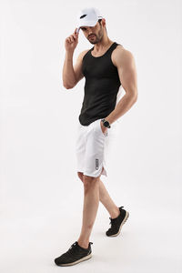 Débardeur de sport uni personnalisé pour homme, haute qualité, idéal pour la course et la gym - Product Image 3