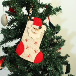 Calcetín Navideño Ecológico de Fieltro con Detalles Cosidos a Mano, Diseño Artesanal de Santa Claus - Product Image 2