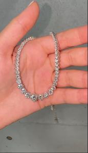 Collier chaîne tennis en argent 925 avec moissanite VVS1 ronde de 3 à 7 mm, idéal pour mariage, fête ou comme cadeau. - Product Image 3