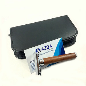 Maquinilla de afeitar de seguridad de doble filo con mango de madera y acero inoxidable, herramienta de afeitado con agarre ergonómico para barbería y cuidado personal - Product Image 1