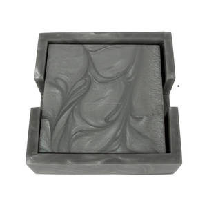 Juego de 4 Posavasos Redondos de Madera con Corcho e Incrustaciones de Resina Verde, Decorativos para Mesa, para Comer y Beber - Product Image 2