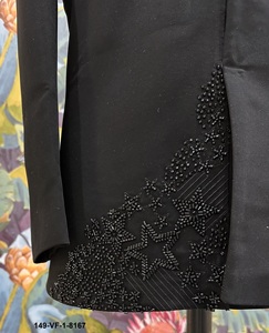 Veste de soirée architecturale de luxe noire TR Lachka Jodhpuri symétrique avec perles 3D Cyber Hex codées - Product Image 2