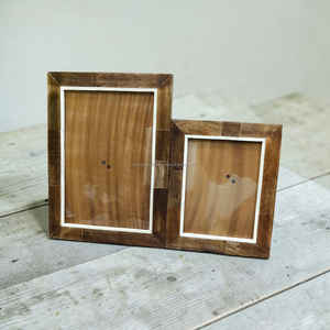 Cadre photo artisanal en bois de manguier avec détails en os de buffle à prix avantageux - Product Image 2