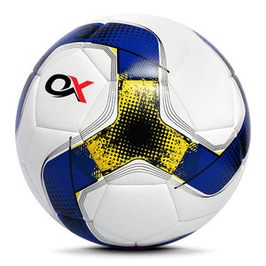 Oxva Incustries Nouveauté Ballons de football en PVC sur mesure, cousus à la machine, pour intérieur et extérieur, logo personnalisé, haute rétention d'air - Product Image 2
